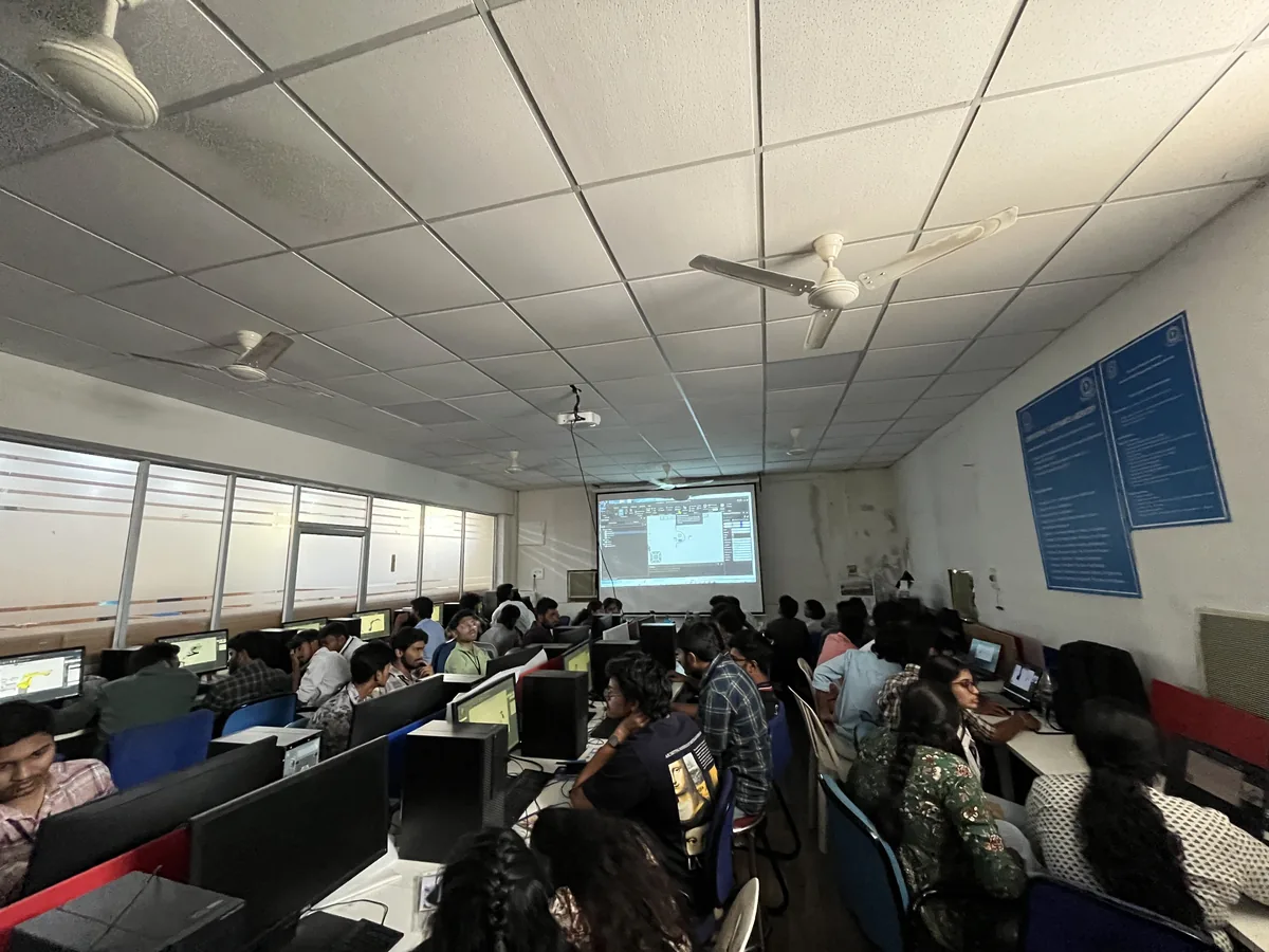 Students at the APEXIZ simulation workshop, Osmania University